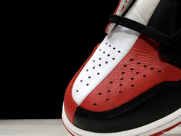 861428-061 Air Retro 1 OG High Home To Homage Jordan 1105